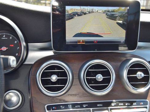 Used 2018 Mercedes-Benz GLC 300 image 29