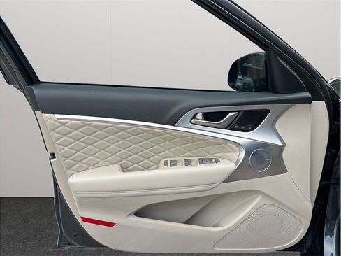 Used 2019 Genesis G70 3.3T Design image 25