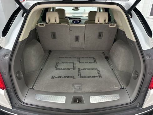 Used 2017 Cadillac XT5 Luxury w/ Driver Awareness Package image 34