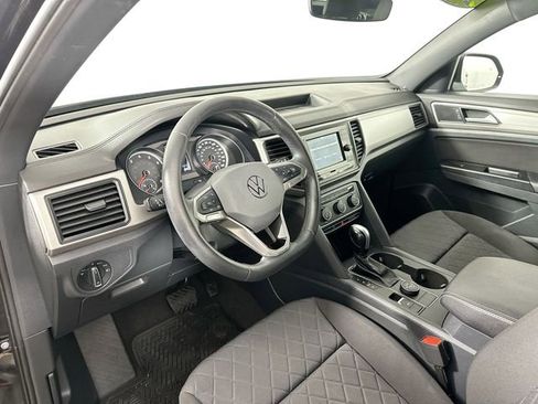 Used 2020 Volkswagen Atlas Cross Sport S image 17