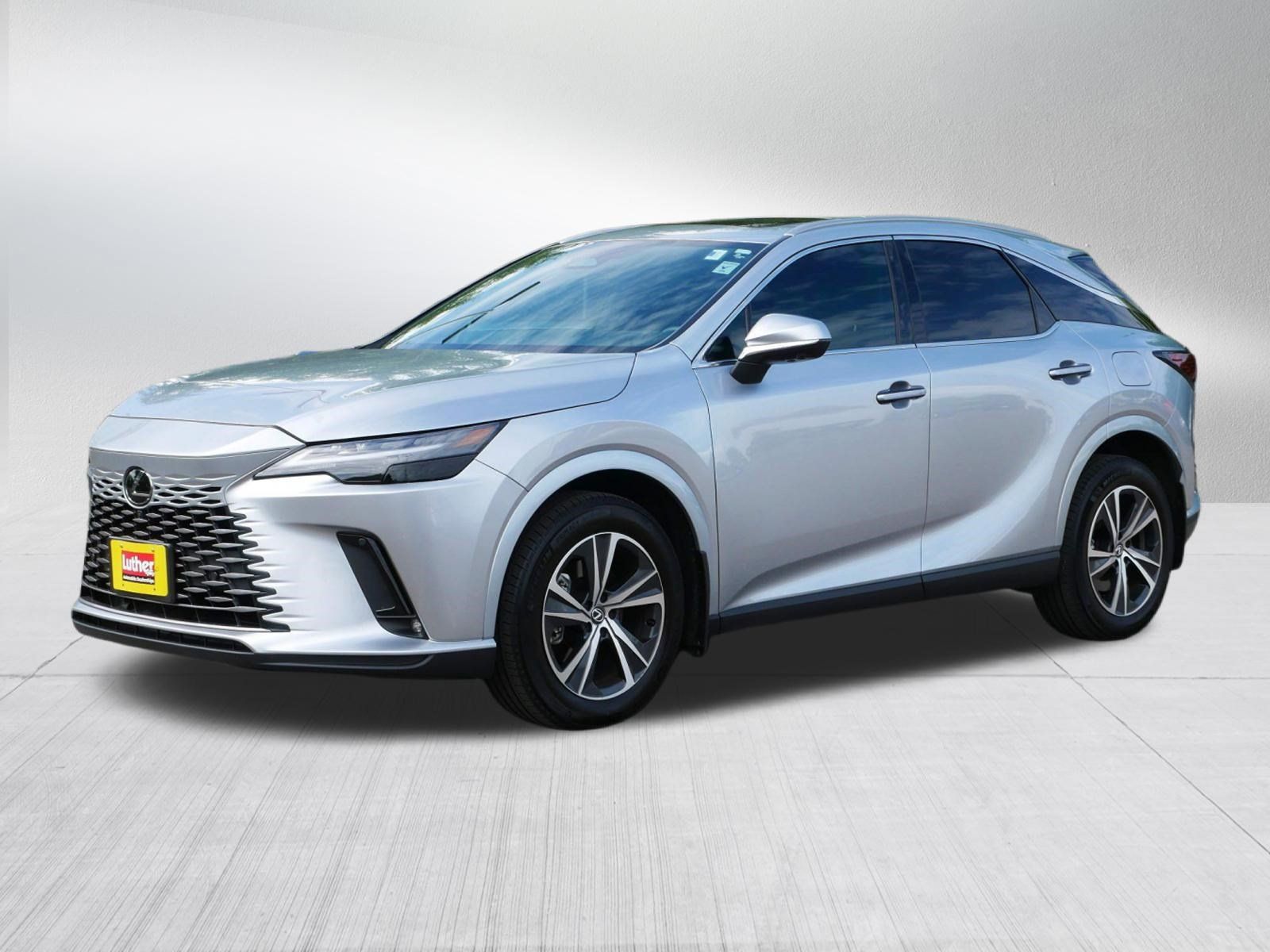 Used 2025 Lexus RX 350 Premium w/ Convenience Package AWD/4WD image 3