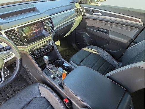 Used 2023 Volkswagen Atlas Cross Sport SEL Premium R-Line image 12