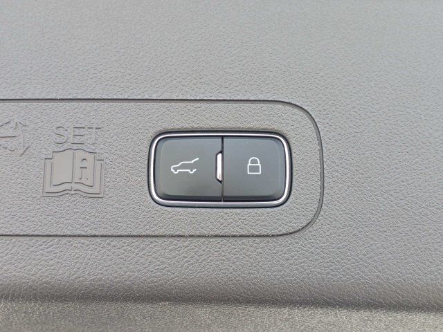 Used 2021 Lincoln Aviator Reserve w/ Equipment Group 202A AWD/4WD image 13