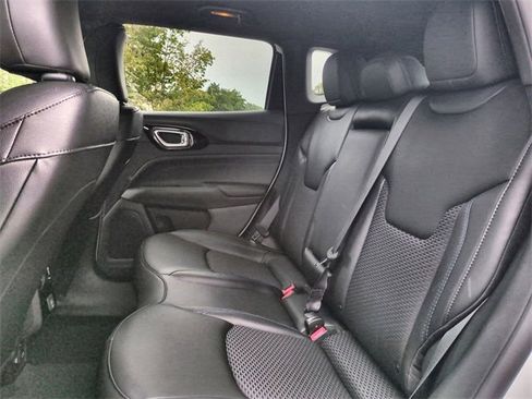 New 2026 Jeep Compass Latitude image 14