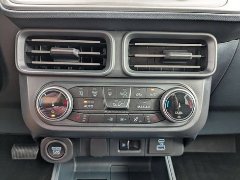Used 2024 Ford Maverick Lariat w/ Black Appearance Package AWD/4WD image 25