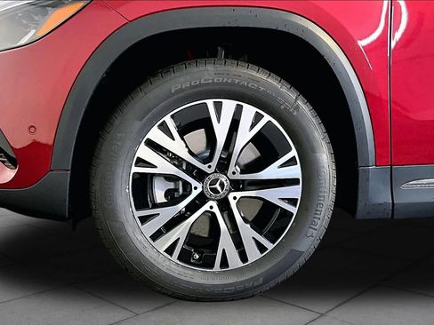 New 2026 Mercedes-Benz GLA 250 4MATIC image 17