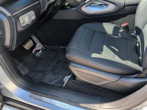New 2026 Mercedes-Benz GLS 580 4MATIC image 4