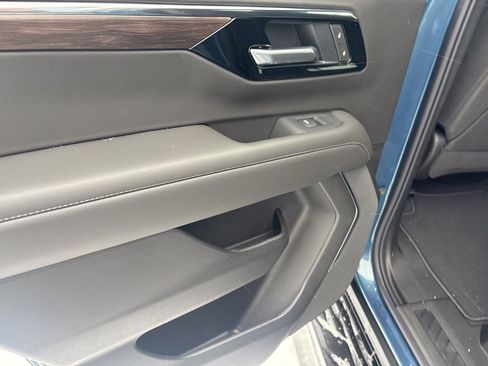 New 2026 Chevrolet Tahoe LS image 10