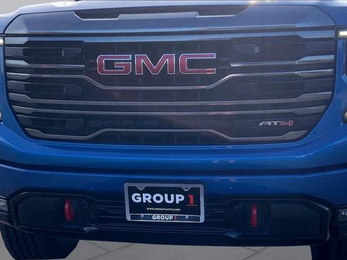 Used 2022 GMC Sierra 1500 AT4 w/ AT4 Preferred Package AWD/4WD image 30
