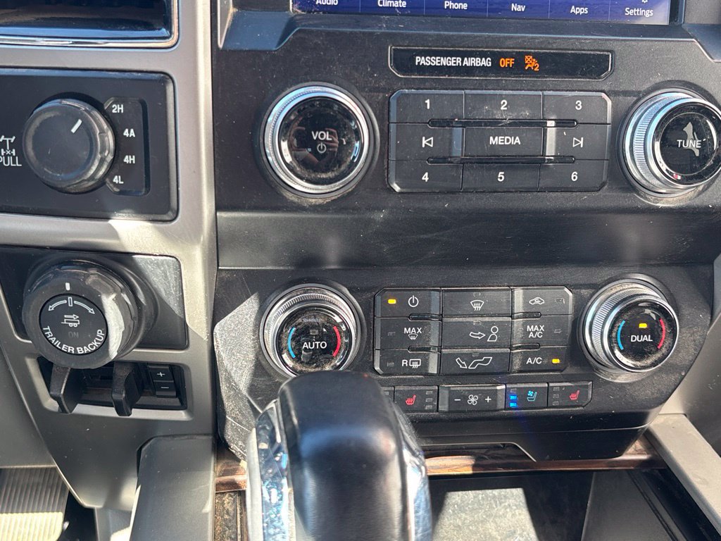 Used 2020 Ford F150 Lariat w/ Equipment Group 502A Luxury AWD/4WD image 15
