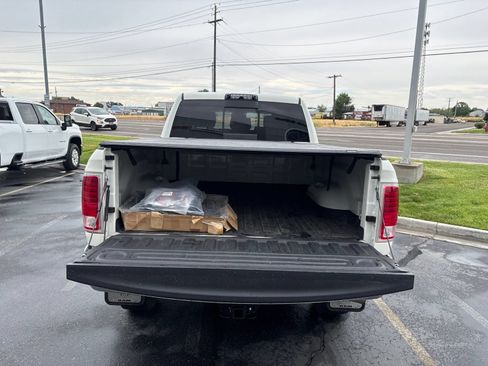 Used 2018 RAM 2500 Laramie w/ Convenience Group AWD/4WD image 12