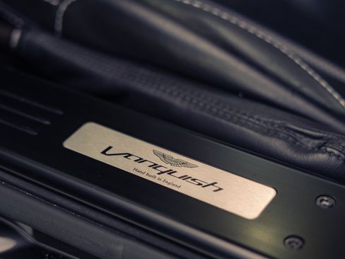 Used 2014 Aston Martin Vanquish Coupe RWD image 10