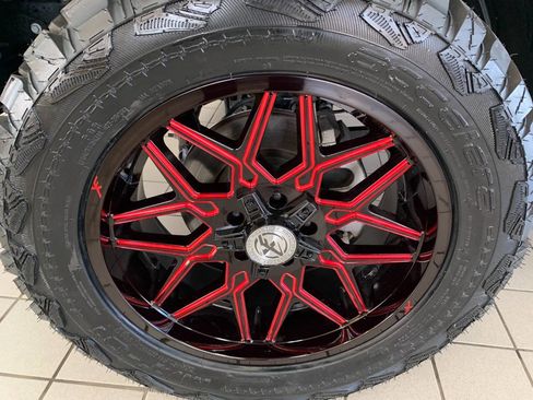 Used 2022 Jeep Gladiator Rubicon w/ LED Lighting Group image 8