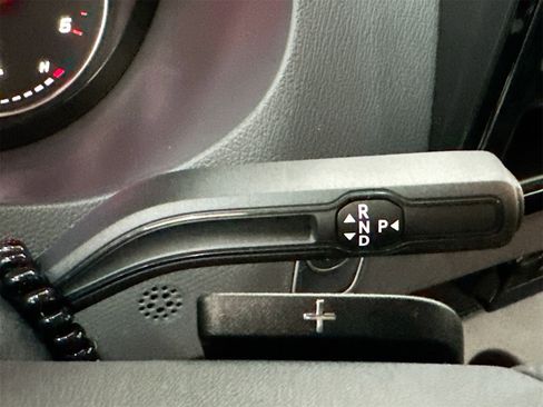 Certified 2025 Mercedes-Benz Sprinter 2500 image 17