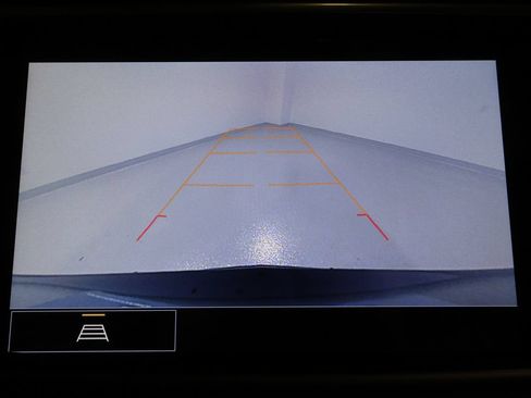 Used 2023 Buick Enclave Essence w/ Experience Buick Package FWD image 13