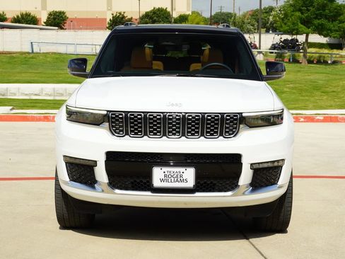 Used 2025 Jeep Grand Cherokee L Summit AWD/4WD image 6