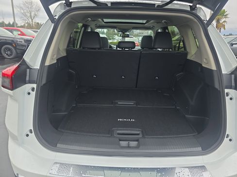 New 2026 Nissan Rogue Platinum image 26