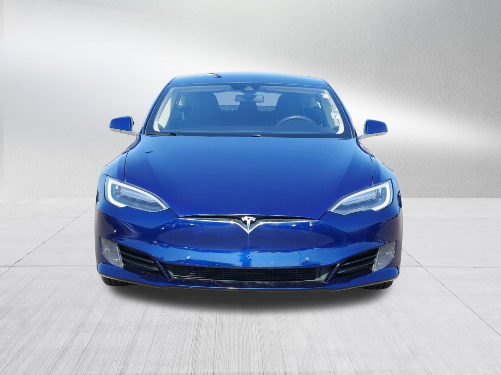 Used 2016 Tesla Model S AWD image 2