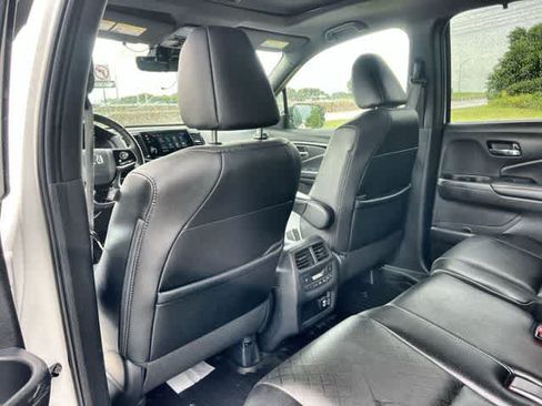 Used 2020 Honda Passport Elite image 13