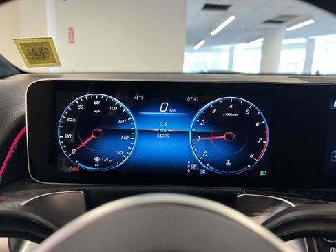 Certified 2020 Mercedes-Benz GLB 250 4MATIC image 25
