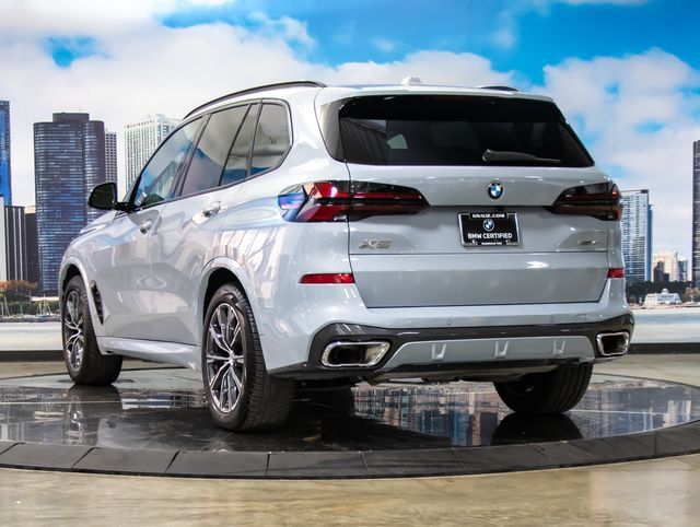 Used 2026 BMW X5 xDrive40i w/ M Sport Package AWD/4WD image 9
