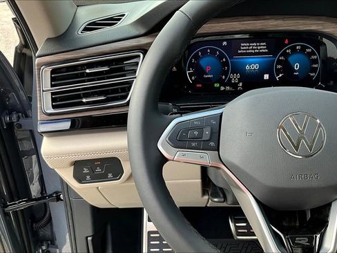 New 2026 Volkswagen Atlas SEL Premium R-Line AWD/4WD image 24
