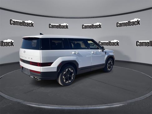 Used 2025 Hyundai Santa Fe SE image 7