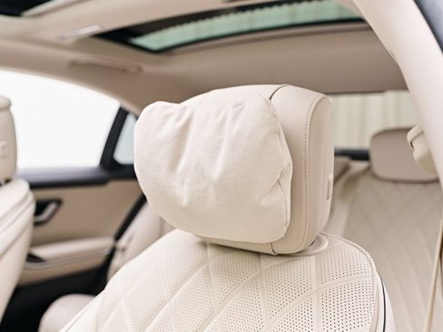 Used 2024 Mercedes-Benz S 580e 4MATIC Sedan image 51