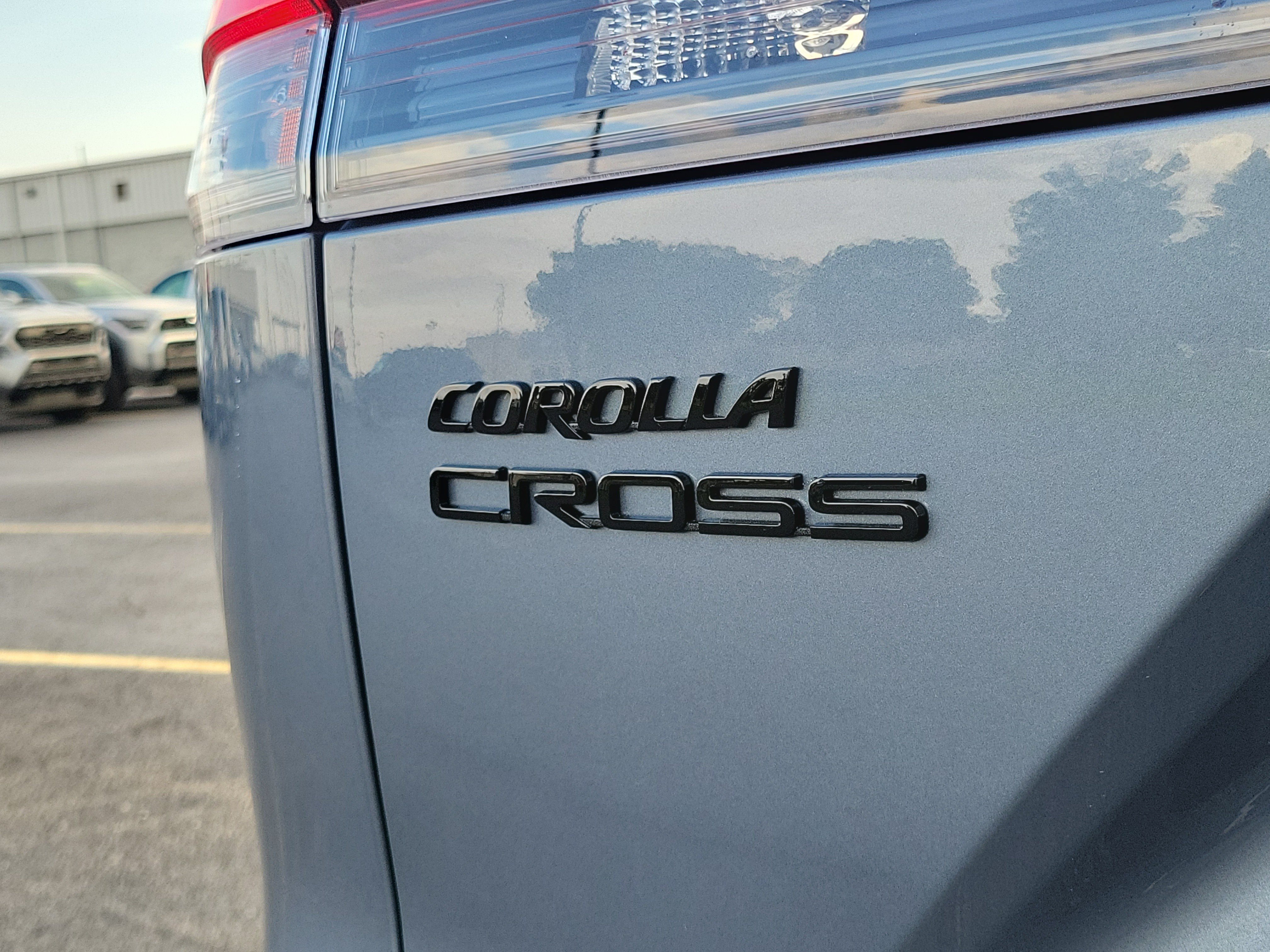 New 2026 Toyota Corolla Cross LE w/ Moonroof Package FWD image 6