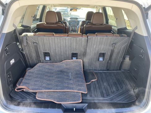 Used 2022 Subaru Ascent Touring w/ Popular Package #2A image 38