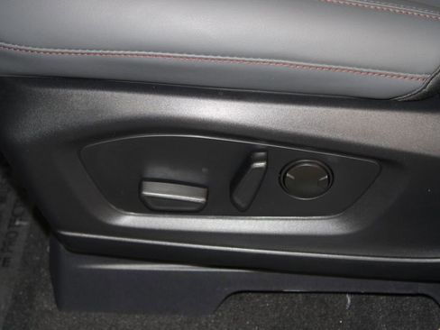 New 2026 Ford Explorer Active RWD image 21