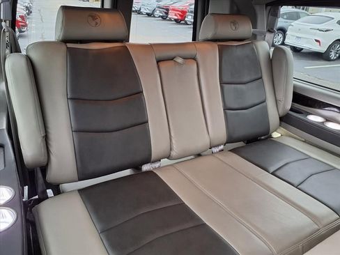 Used 2020 GMC Savana 2500 w/ Enhanced Convenience Package image 31