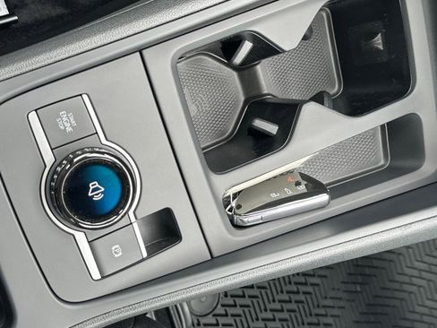 New 2025 Volkswagen Tiguan S image 47