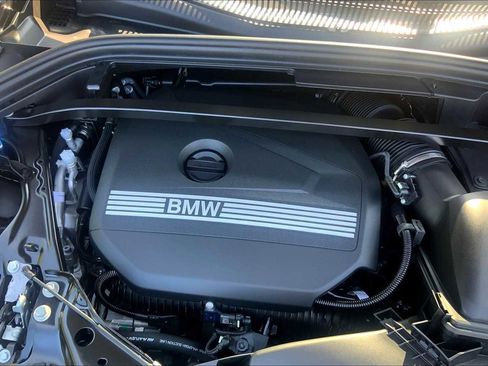 Used 2026 BMW X1 xDrive28i w/ Technology Package image 17