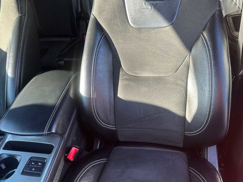 Used 2024 Ford Edge ST w/ Equipment Group 401A image 27