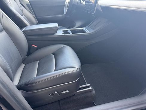 Used 2021 Tesla Model Y 2WD image 19