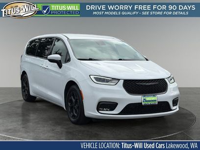 Used 2023 Chrysler Pacifica Touring-L w/ S Appearance Package
