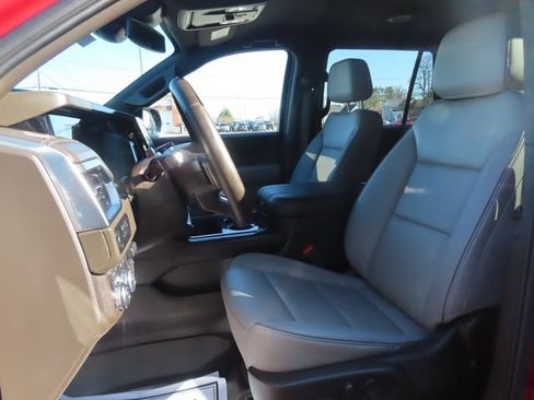 Used 2025 GMC Yukon Elevation AWD/4WD image 18