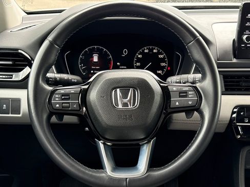 Used 2025 Honda Pilot EX-L image 23