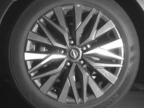 Used 2025 Nissan Altima 2.5 SV image 12