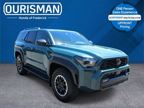 Used 2025 Toyota 4Runner TRD Off-Road Premium w/ Tow Technology Package AWD/4WD image 1