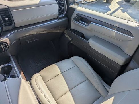 Used 2023 GMC Sierra 1500 SLT w/ SLT Premium Package AWD/4WD image 22