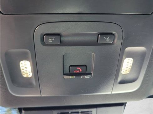 Used 2026 Toyota Camry SE FWD image 25