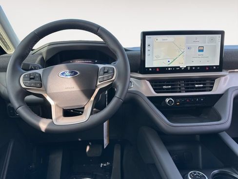 New 2026 Ford Explorer Active w/ Active Comfort Package AWD/4WD image 9