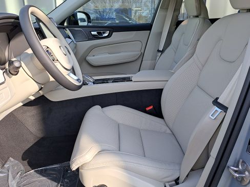 New 2026 Volvo XC60 B5 Ultra w/ Protection Package Premier image 6