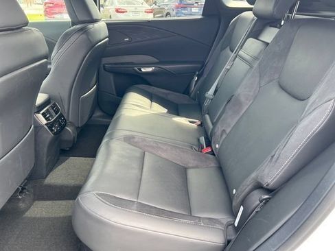 Used 2024 Lexus RX 350 AWD w/ Convenience Package image 37