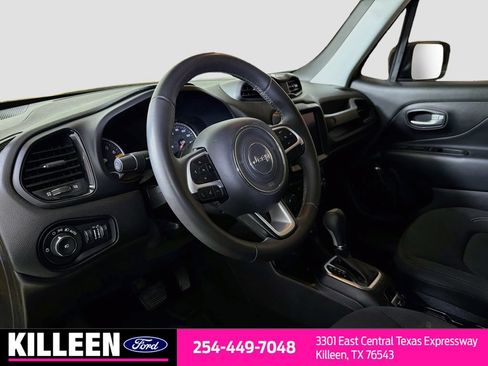 Used 2023 Jeep Renegade Altitude AWD/4WD image 11