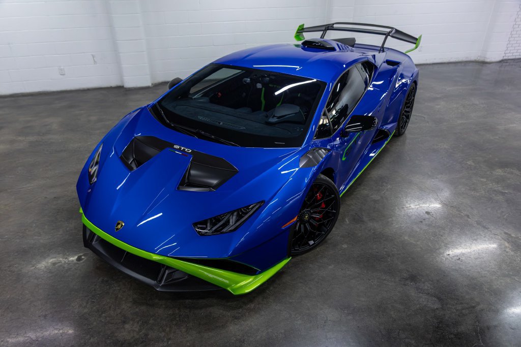 Used 2022 Lamborghini Huracan STO RWD image 20
