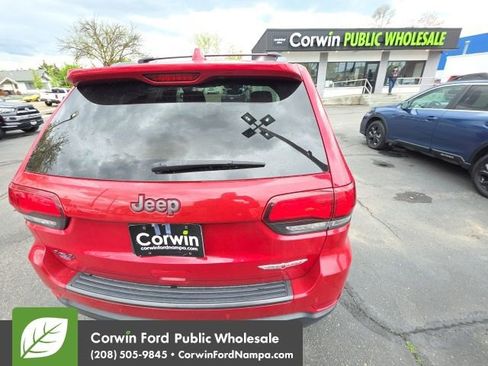 Used 2019 Jeep Grand Cherokee Trailhawk image 9