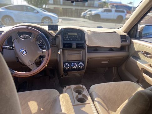 Used 2004 Honda CR-V EX image 11